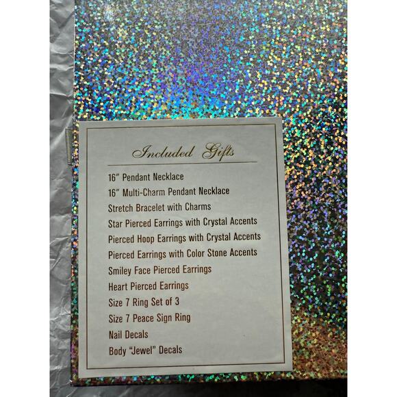NIB Macy's - 12 Piece Holographic - Kids Gift Set - Picture 5 of 6